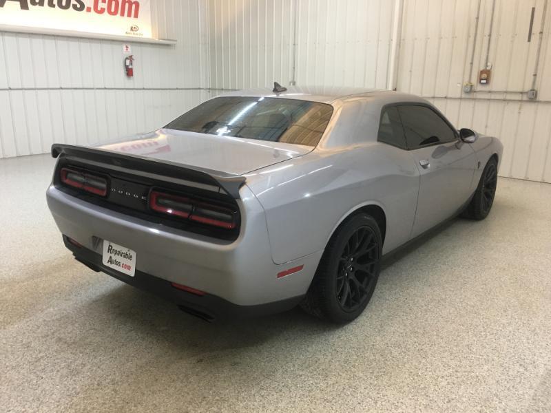 Dodge Challenger  2016