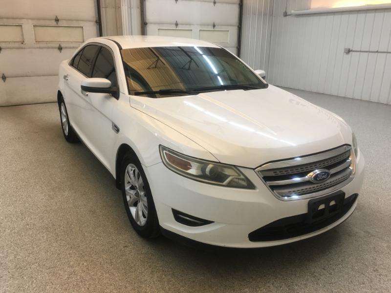Ford Taurus  2012