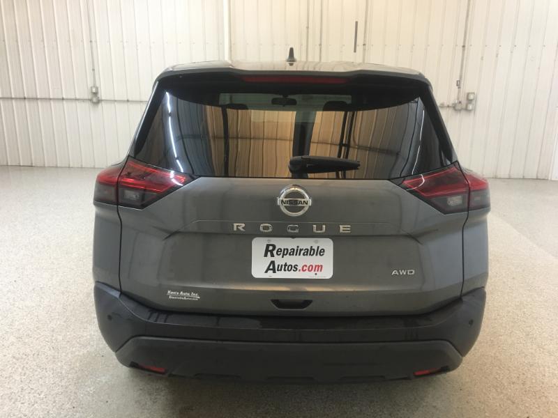 Nissan Rogue  2021
