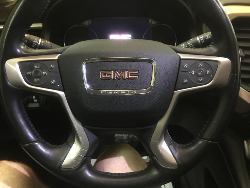 GMC Acadia  2020