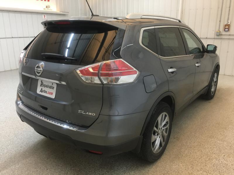 Nissan Rogue  2015