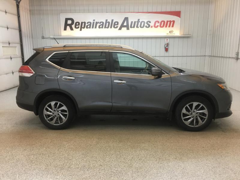 Nissan Rogue  2015