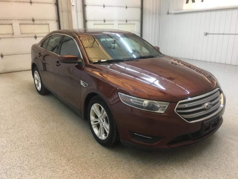 Ford Taurus  2015