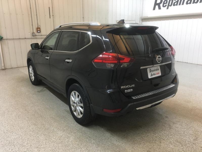 Nissan Rogue  2017