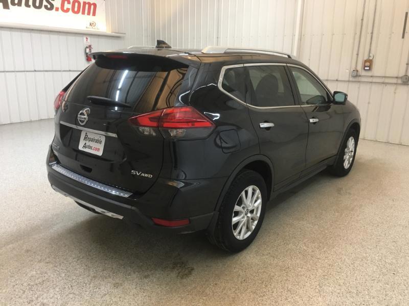 Nissan Rogue  2017