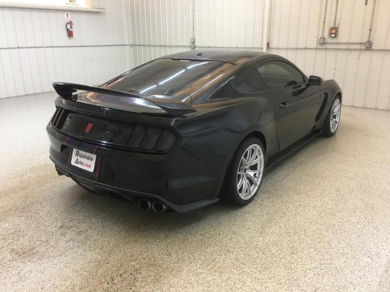 Ford Shelby GT350  2019