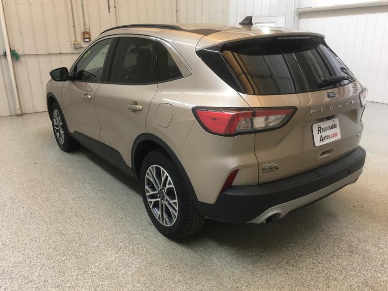 Ford Escape  2021