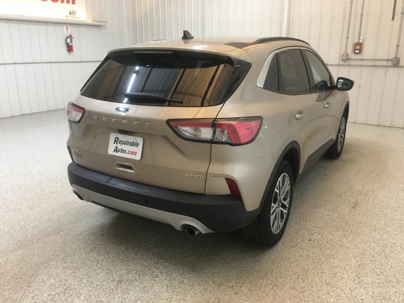 Ford Escape  2021