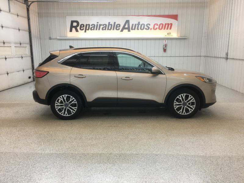 Ford Escape  2021
