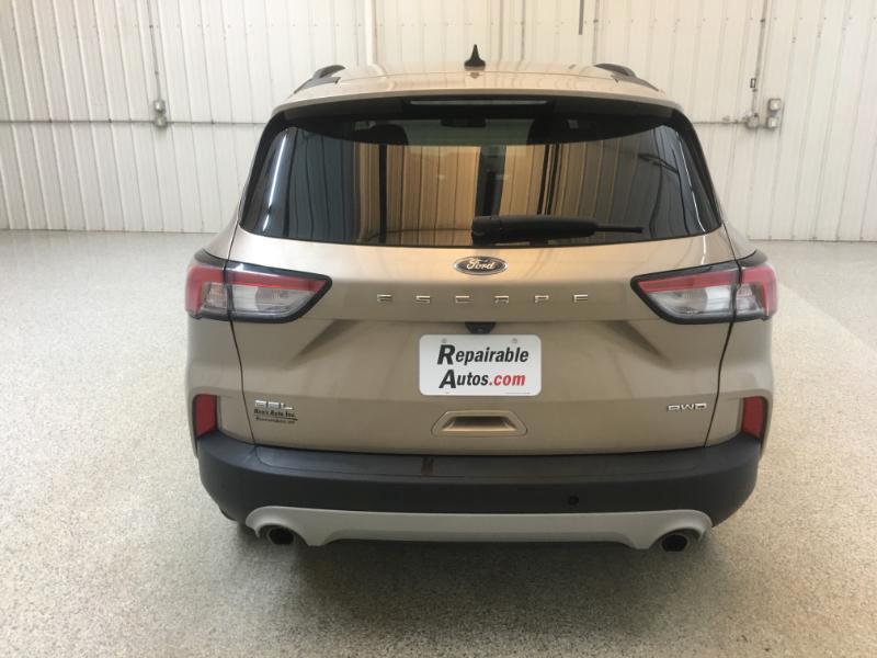 Ford Escape  2021