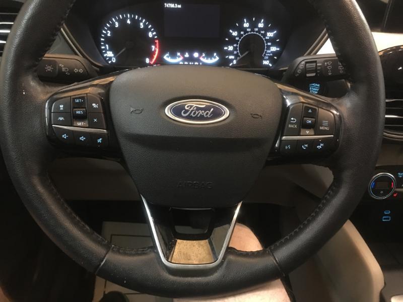 Ford Escape  2021