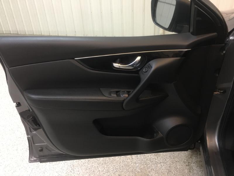 Nissan Rogue Sport  2017