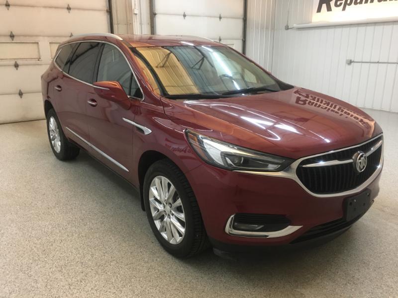 Buick Enclave  2020