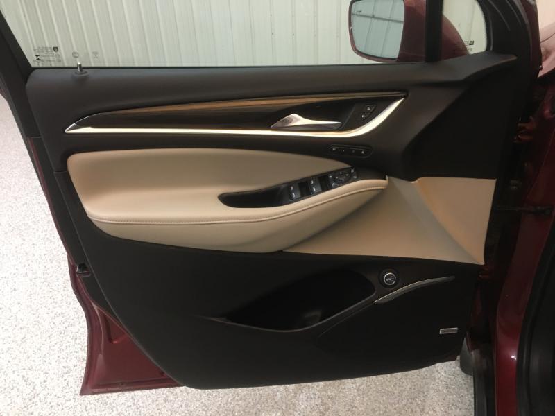 Buick Enclave  2020