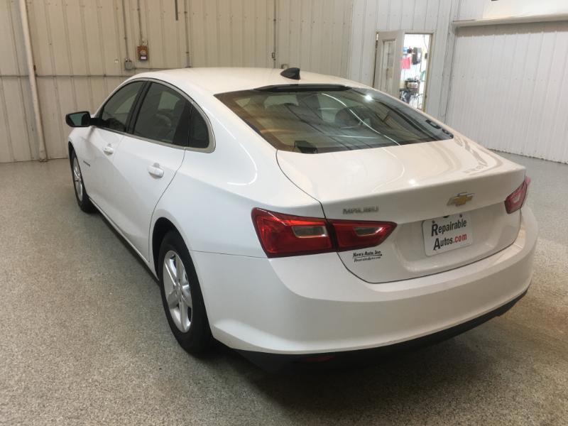 Chevrolet Malibu  2023