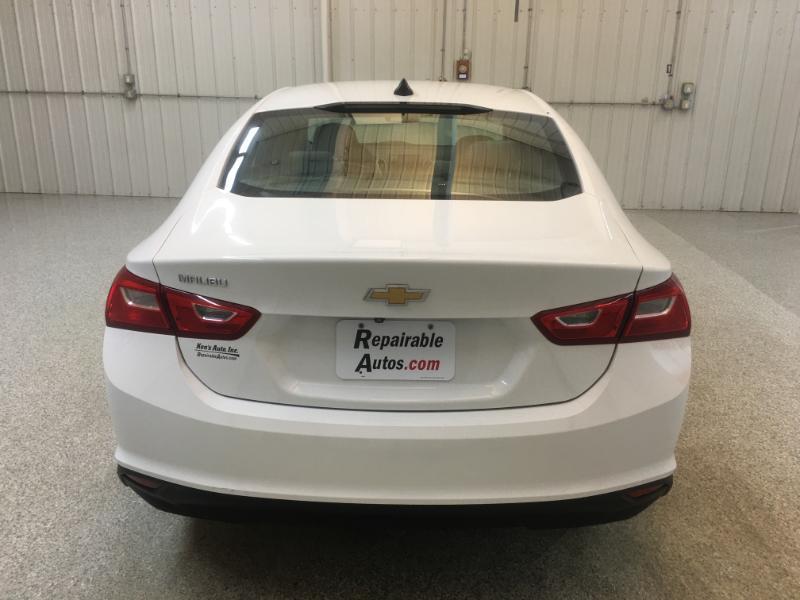 Chevrolet Malibu  2023