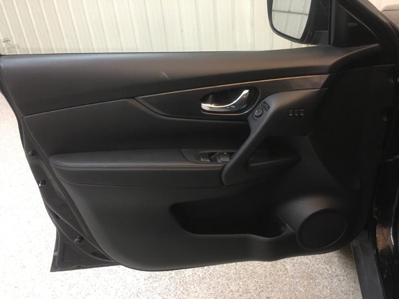 Nissan Rogue  2020