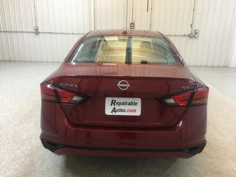 Nissan Altima  2024