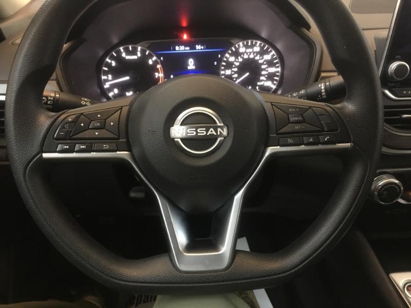 Nissan Altima  2024