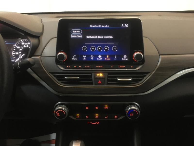 Nissan Altima  2024