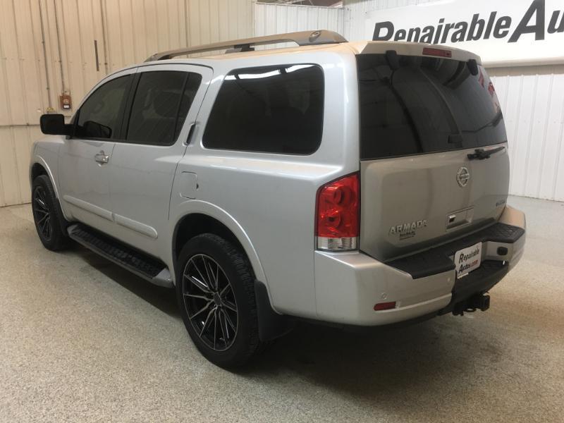 Nissan Armada  2015