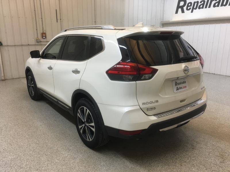 Nissan Rogue  2017