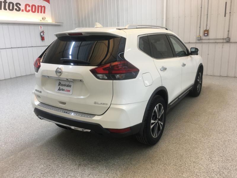 Nissan Rogue  2017