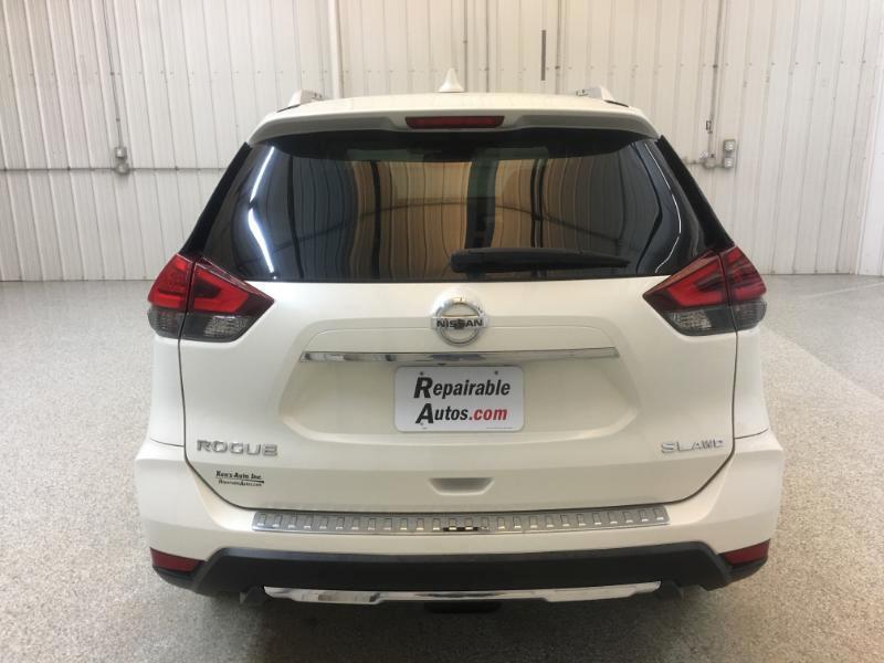 Nissan Rogue  2017
