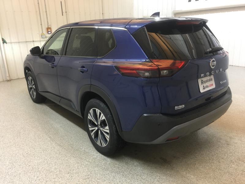 Nissan Rogue  2021