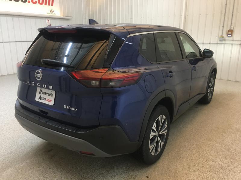 Nissan Rogue  2021