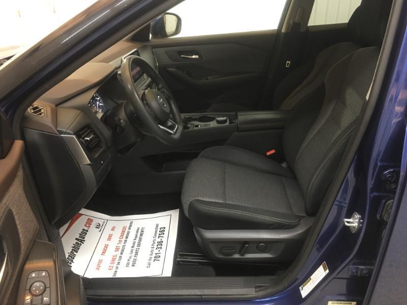 Nissan Rogue  2021