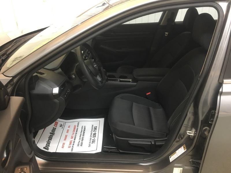 Nissan Altima  2023