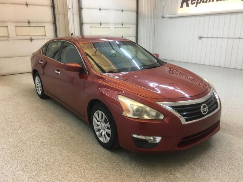 Nissan Altima  2014