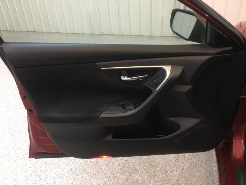 Nissan Altima  2014