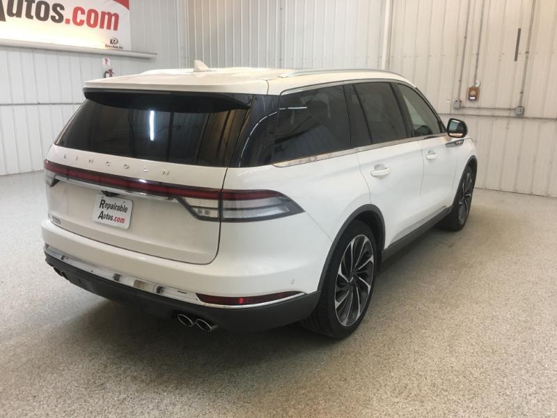 Lincoln Aviator  2020
