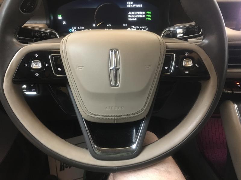 Lincoln Aviator  2020