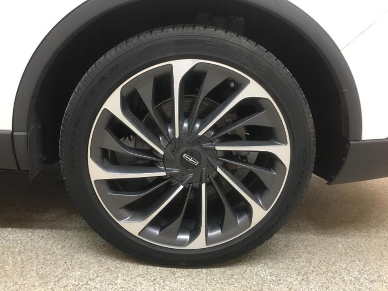 Lincoln Aviator  2020