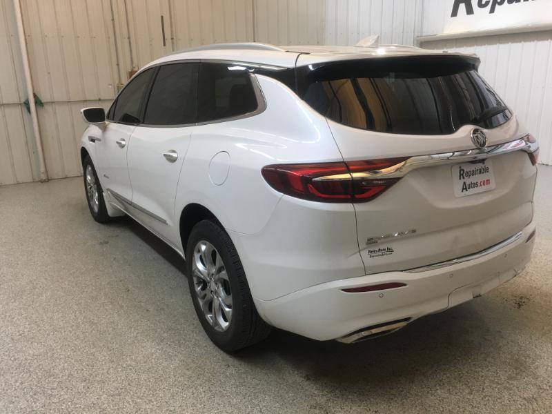 Buick Enclave  2020