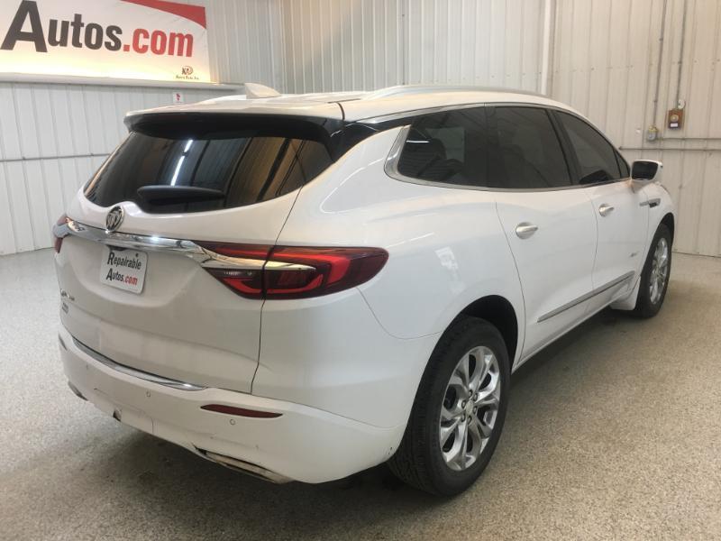Buick Enclave  2020