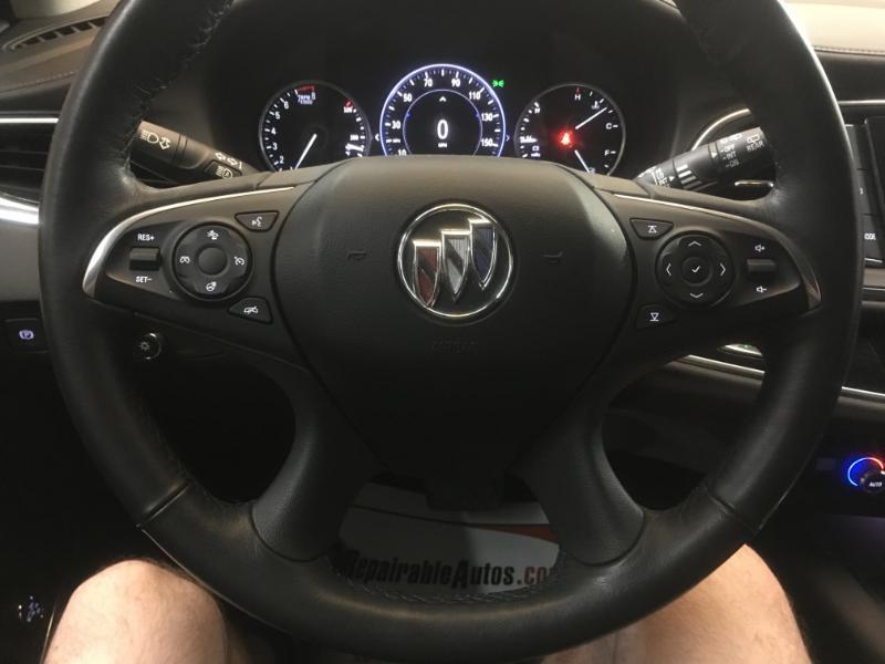 Buick Enclave  2020