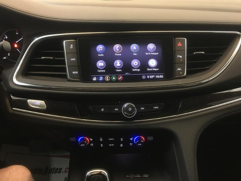 Buick Enclave  2020