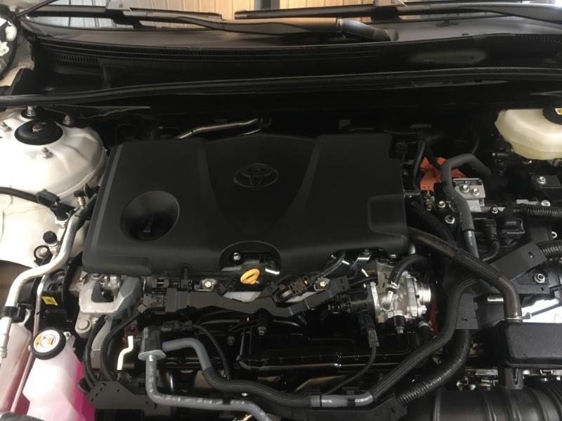 Toyota Camry Hybrid  2026