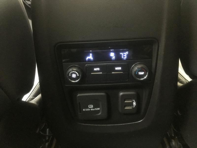Buick Enclave  2021
