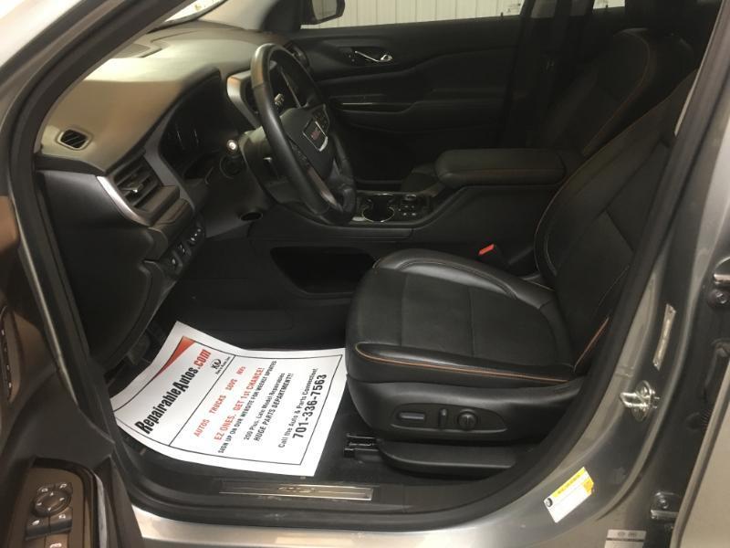 GMC Acadia  2023