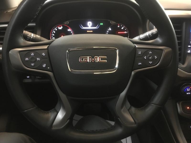 GMC Acadia  2023