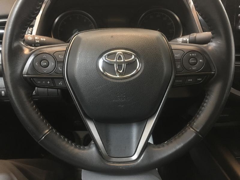 Toyota Camry  2021