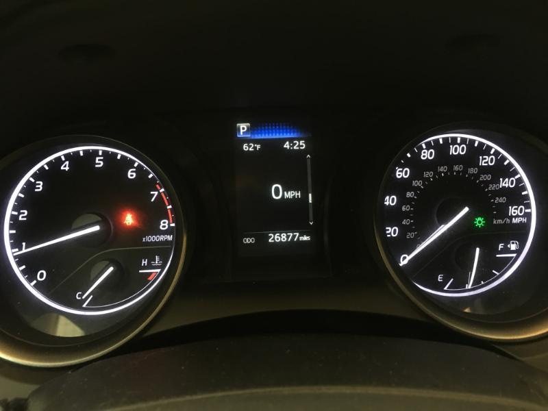 Toyota Camry  2021