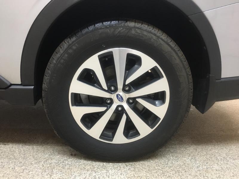 Subaru Outback  2022