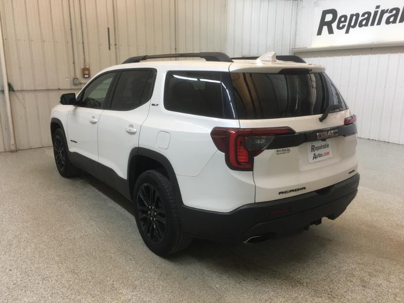 GMC Acadia  2021