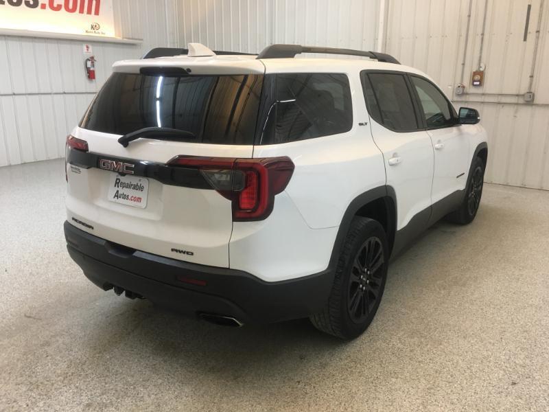 GMC Acadia  2021